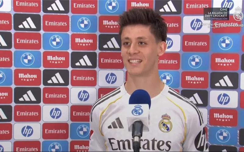 أردا جولر يكشف كواليس هدفه في شباك إلتشي ويدعم مدربه أربيلوا علنًا